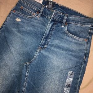 NWT Size 29/8 GAP “ Ciggarette High Rise “ jeans